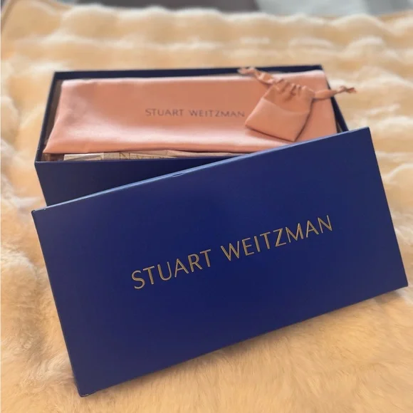 Stuart Weitzman Emmaline Leather Sandals With Pearls - Picture 9 of 10